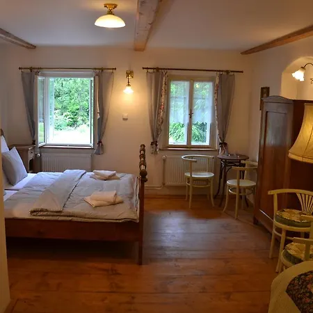 Pod Svatou Annou - A Rizkovna 3* Horní Maršov
