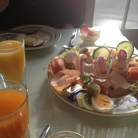 Gasthuis Pod Svatou Annou - A Rizkovna 3*