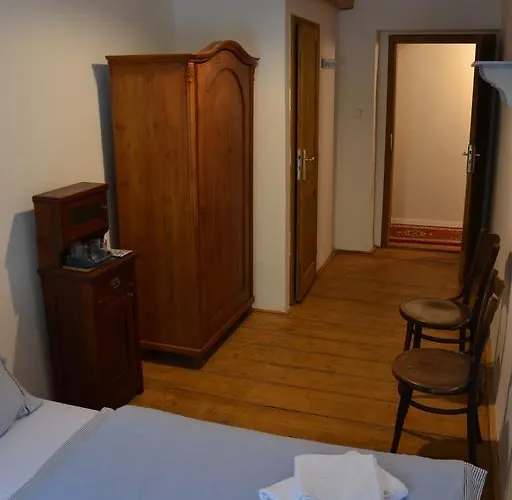 Pod Svatou Annou - A Rizkovna 3*