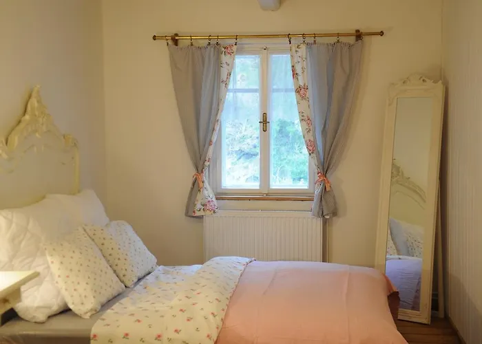 Pod Svatou Annou - A Rizkovna 3* Horní Maršov